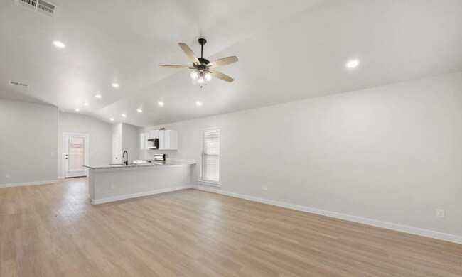 Photo - 1603 132nd St