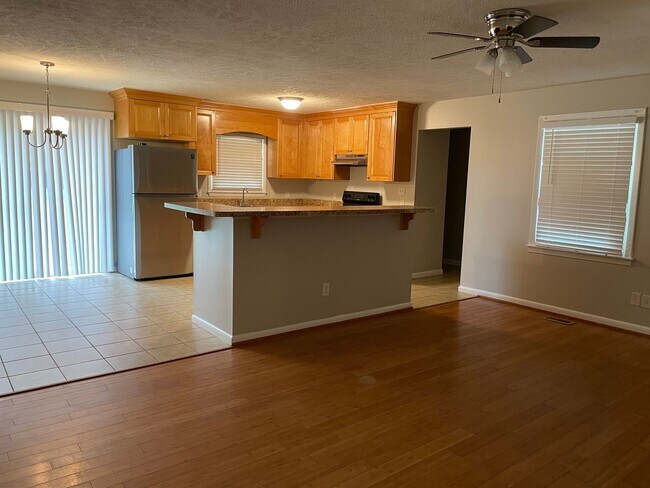 Photo - Cute 3 Bed 2 Bath with Fenced Yard