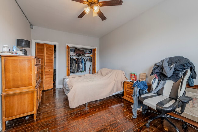 Photo - 1414 W Pratt Blvd Unit 402