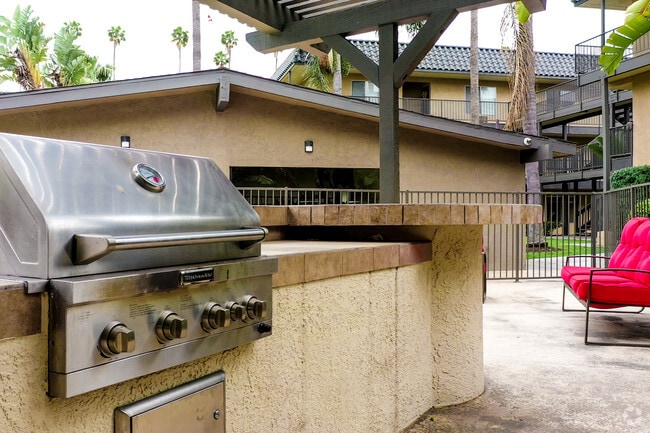 Picnic Grill - Oro Apartments