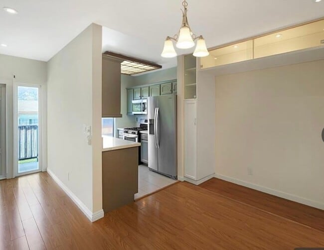 Photo - 409 Burchett St Unit 315