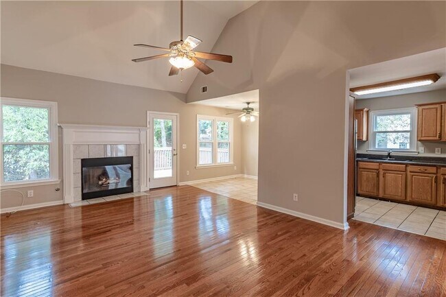 Photo - 705 Oxford Crest Ct NW