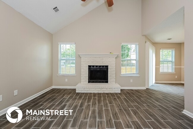 Photo - 1021 Brandon Hill Way