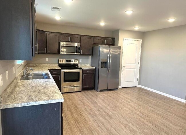 Photo - 2601 Hailey Rose Way