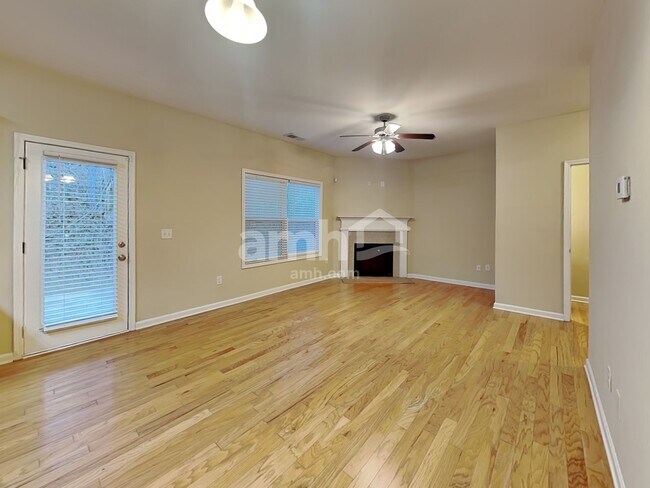 Photo - 507 Round Rock Trl