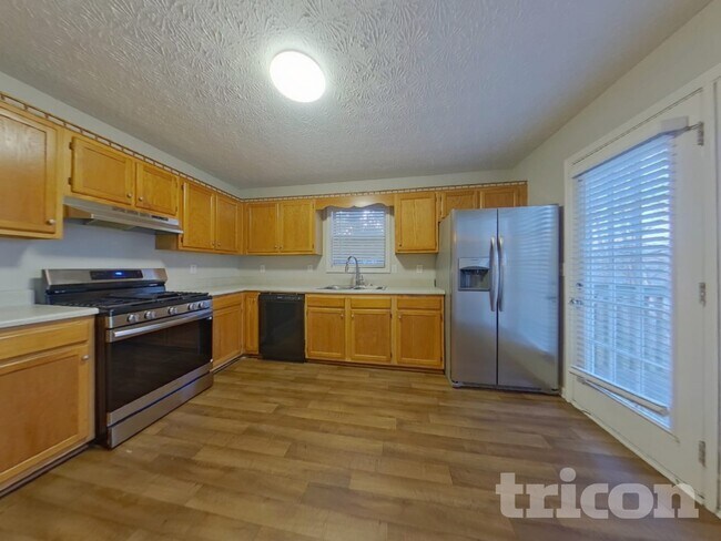 Photo - 116 Summer Lake Dr