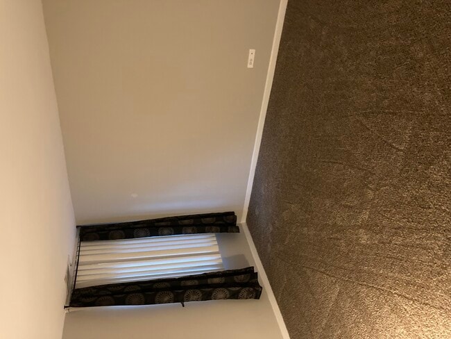 Photo - 5854 Forest View Rd Unidad C