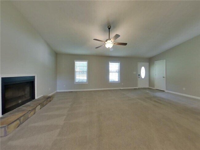 Building Photo - 1301 Fairridge Cir SW Rental