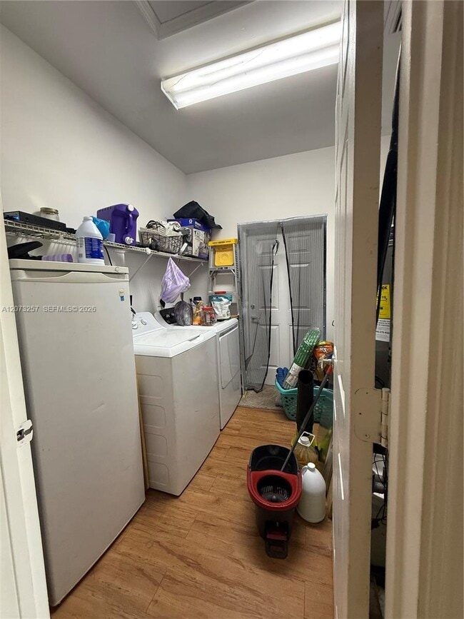 Photo - 534 18th St