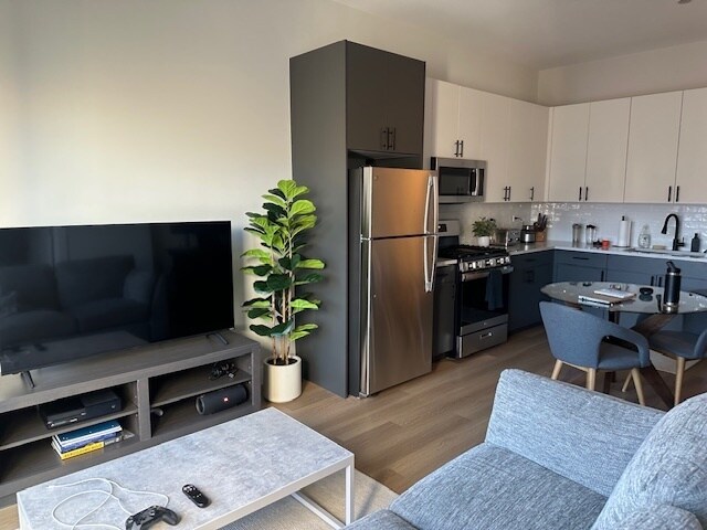 Photo - 3204 N Clifton Ave