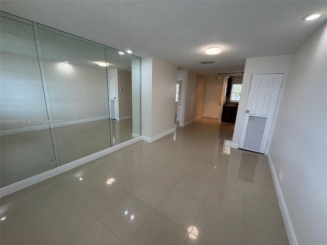 Photo - 432 Lakeside Dr Unit 257