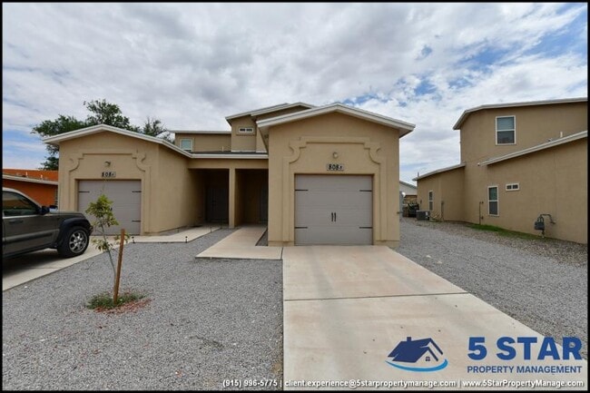 Building Photo - 3 bedroom in Socorro TX 79927