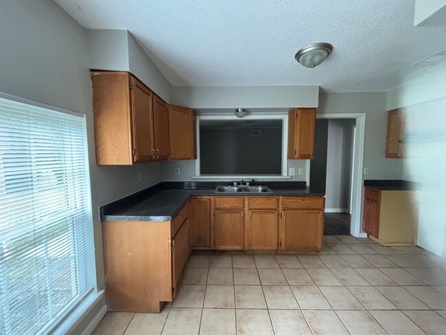 Photo - 5169 Braden Dr