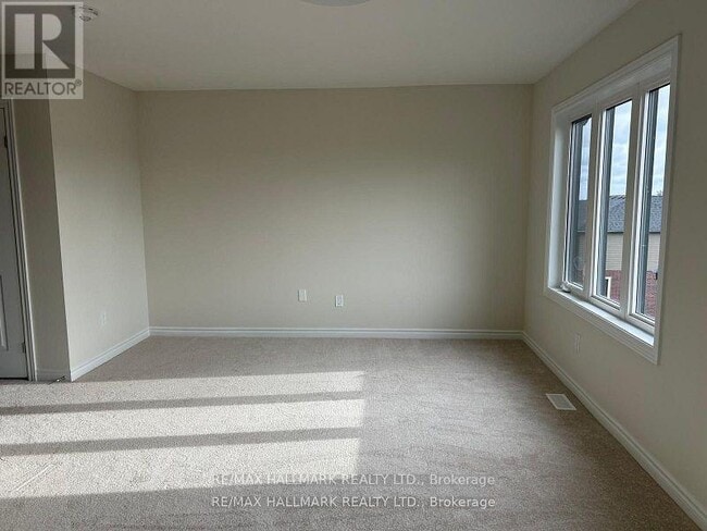 Photo - 620 Colborne St W