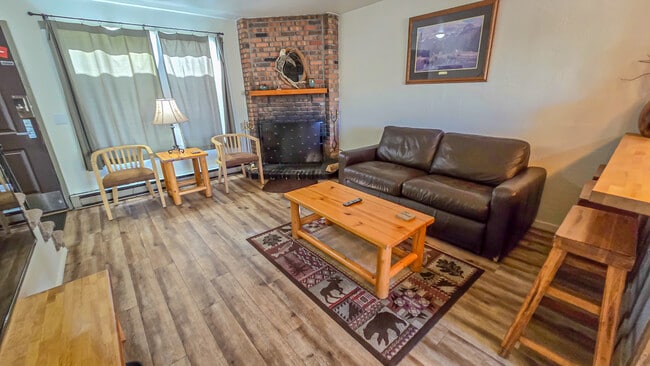 Photo - 1505 Broadway Ave S Unit 206