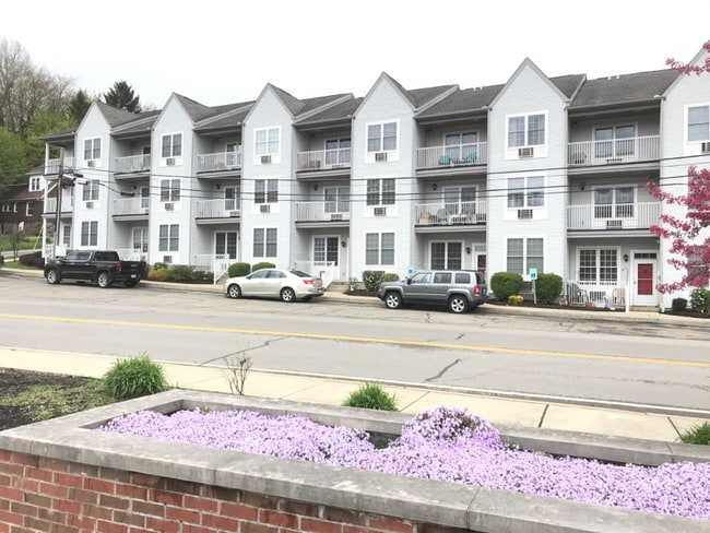 Photo - 101 Spring St