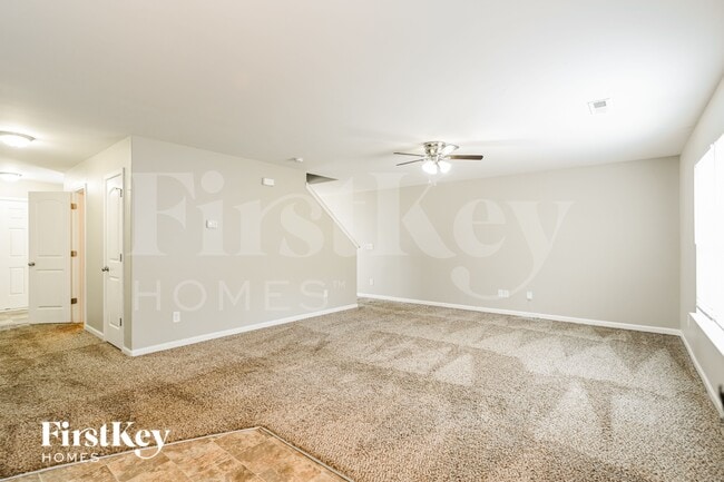 Photo - 9017 Sharpes Cir