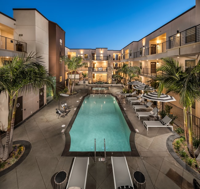 Photo - Lincoln West