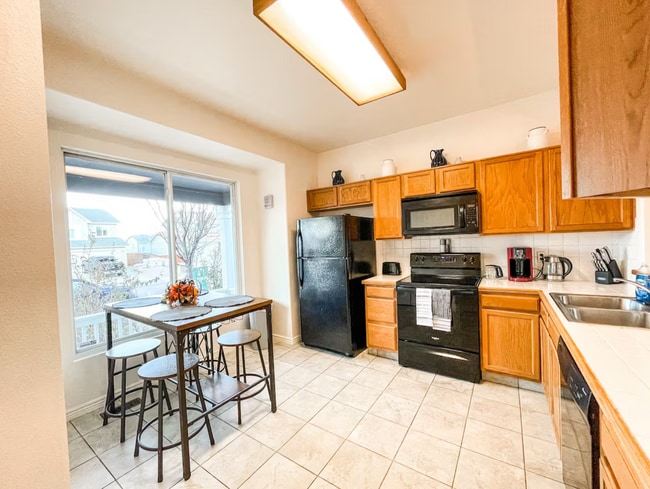Photo - 1565 Gumwood Dr