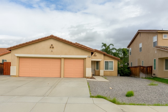 Photo - 1175 Sykes Dr