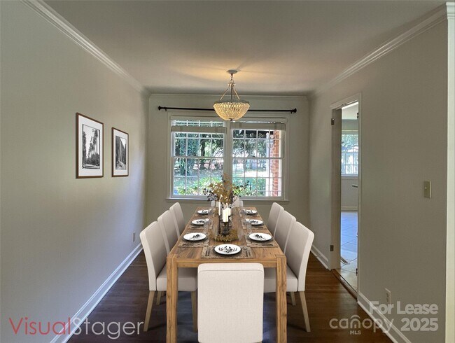 Photo - 3917 Kitley Pl