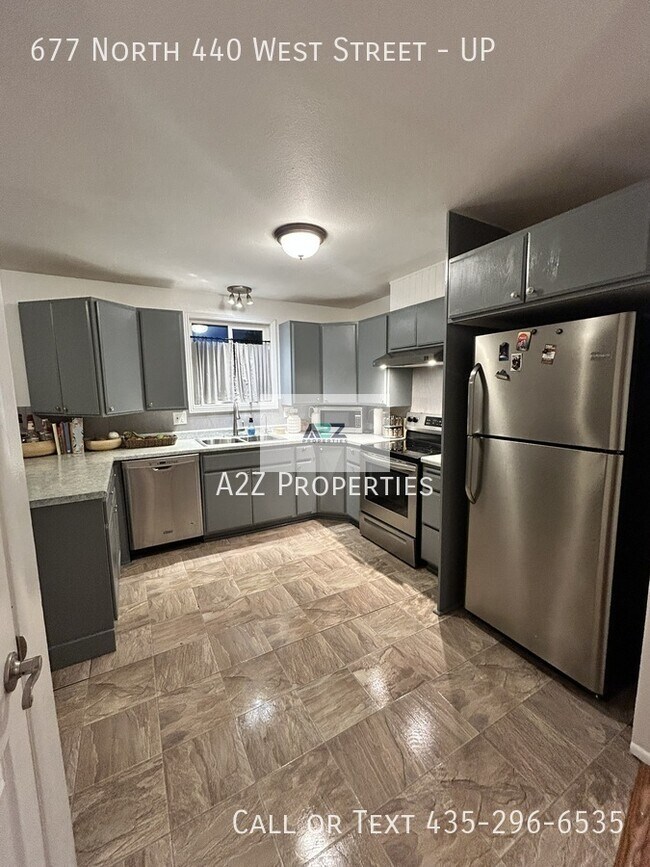 Photo - 677 N 440 W St