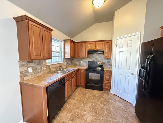 Photo - 12700 Nittany Dr