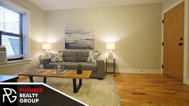 Photo - 2812 N Mildred Ave Unit 1