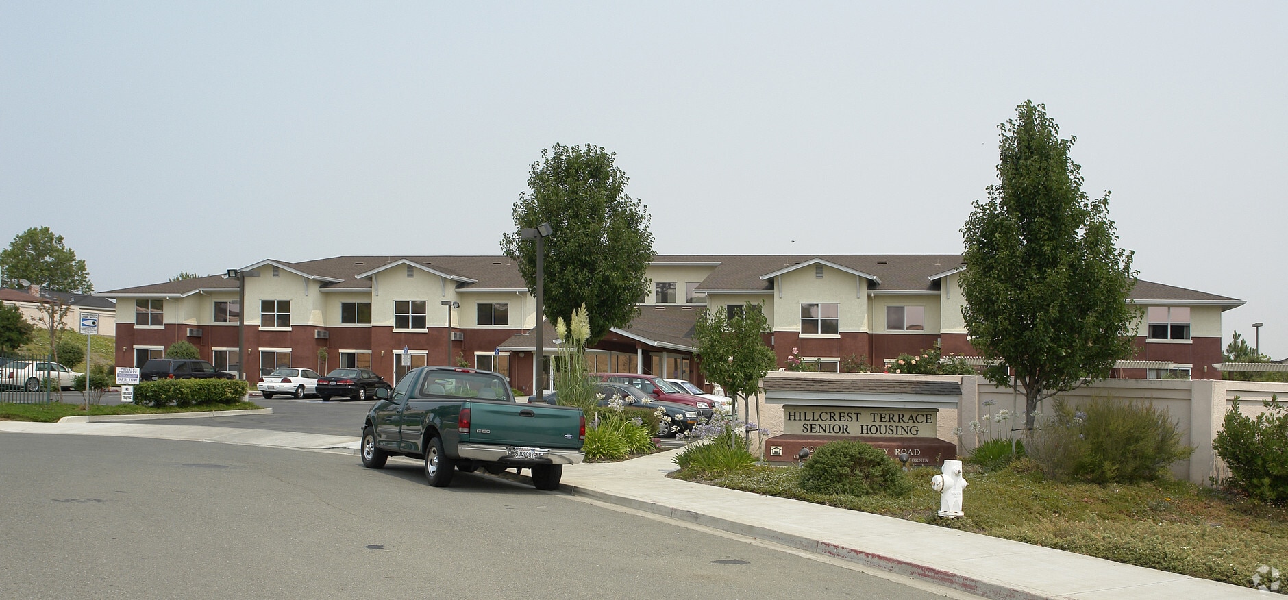 Photo - Hillcrest Terrace Apartments