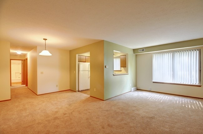 Living Area - 2 Bedroom