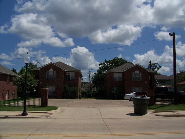 Photo - 3901 College Main St Unidad B