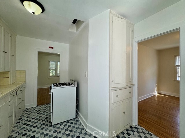 Photo - 1714 Gillette Crescent Unit B