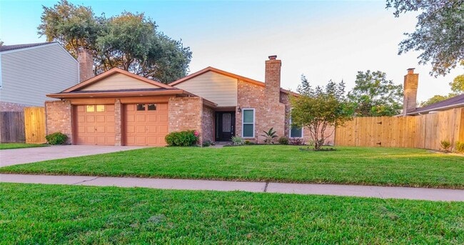 Building Photo - 15623 Fern Basin Dr Rental