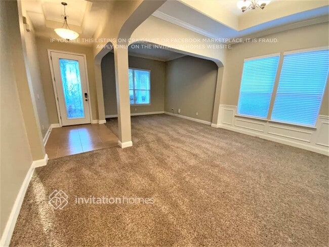 Photo - 133 W Village Dr