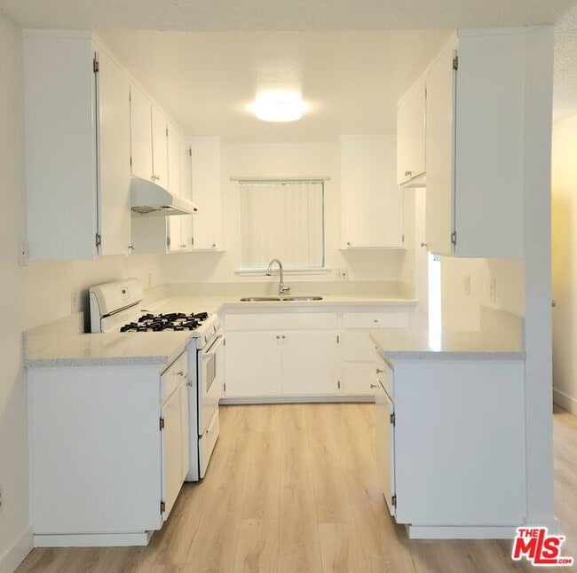 Photo - 1451 Michigan Ave Unit 17