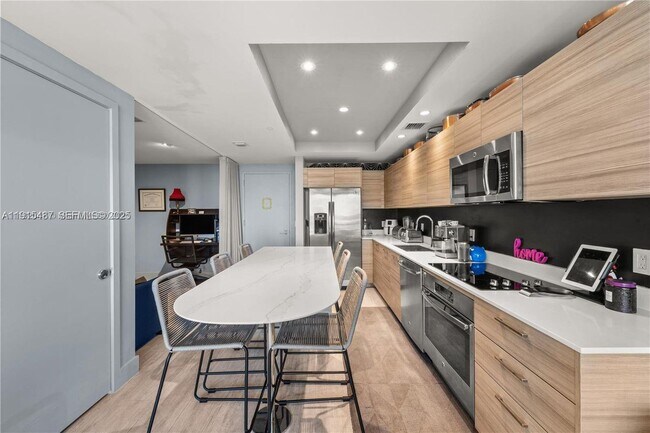Photo - 121 NE 34th St Unit 1705
