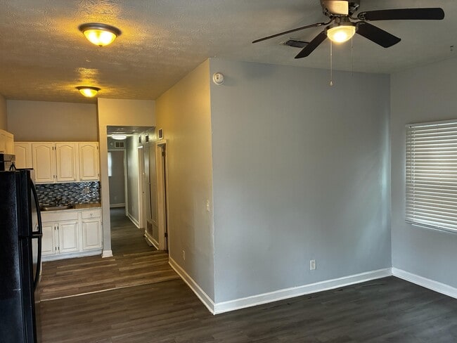 Photo - 1146 Phelps St