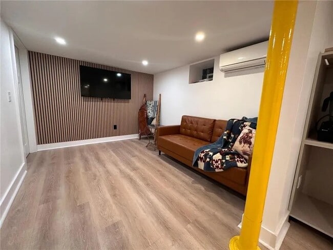 Photo - 1407 NE Madison St Unit 1407