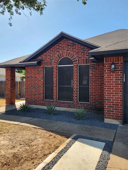 Photo - 504 Texas Ave