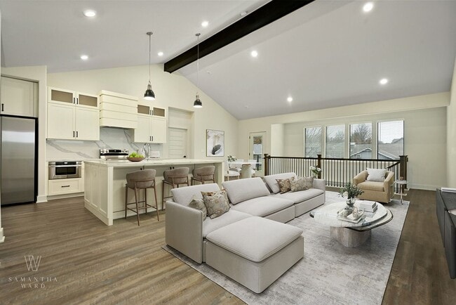 Photo - Stunning 4-bedroom, 4-bathroom, Single Fam...