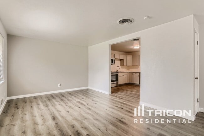 Photo - 3115 Xanadu St