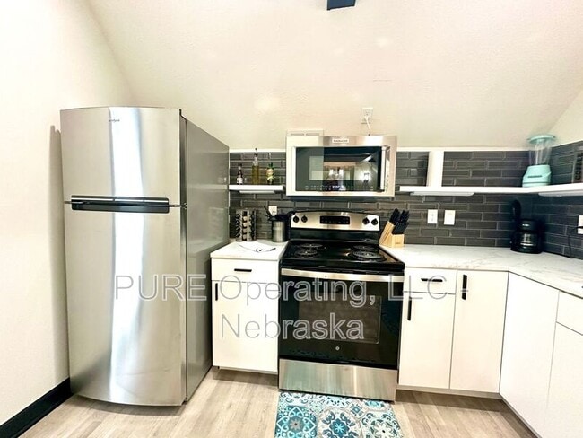 Photo - 2518 Woolworth Ave Unit 3