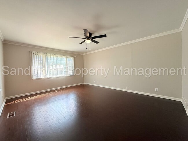 Photo - 2614 S Urbana Ave