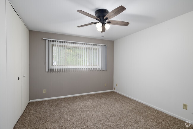2BR, 2BA - 1,020SF - Second Bedroom