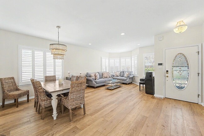 Photo - 2 S Coolidge Ave