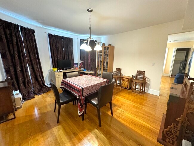 Photo - 24 Madison Ave Unit 3