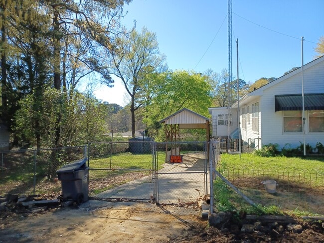 Photo - 727 55th Ave