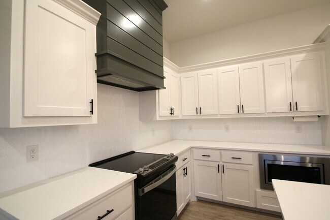 Photo - Show-Stopping 3-Bedroom Home in the Heart of Godley