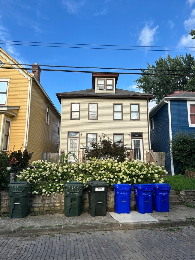 Photo - 1104 Mount Pleasant Ave Townhome
