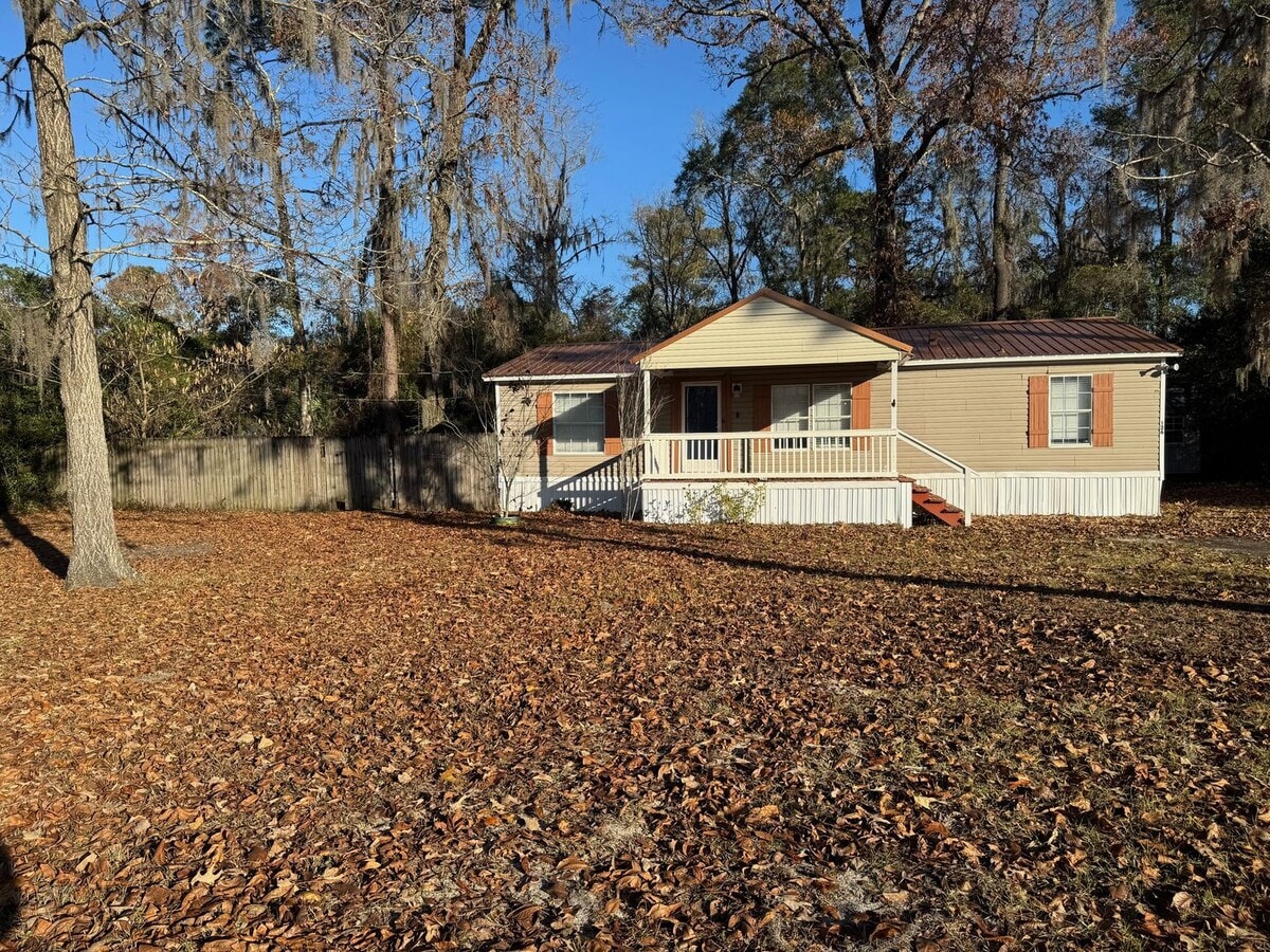 3 Bedroom 2 Bath Rental in North Wakulla - 3 Bedroom 2 Bath Rental in North Wakulla